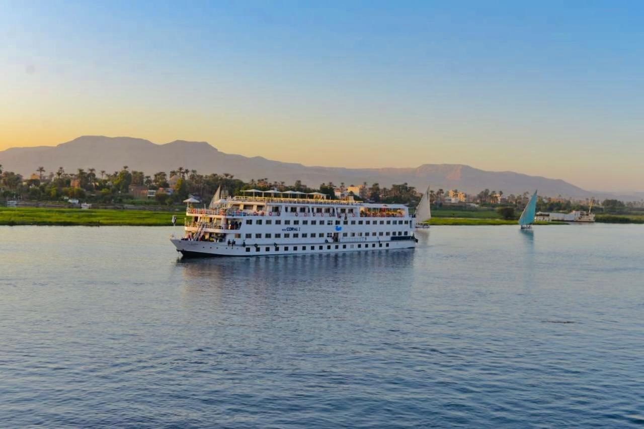 Luxor Aswan Victoria Nile Cruise: Weekly Sailings from Luxor and Aswan Hotel Exterior photo